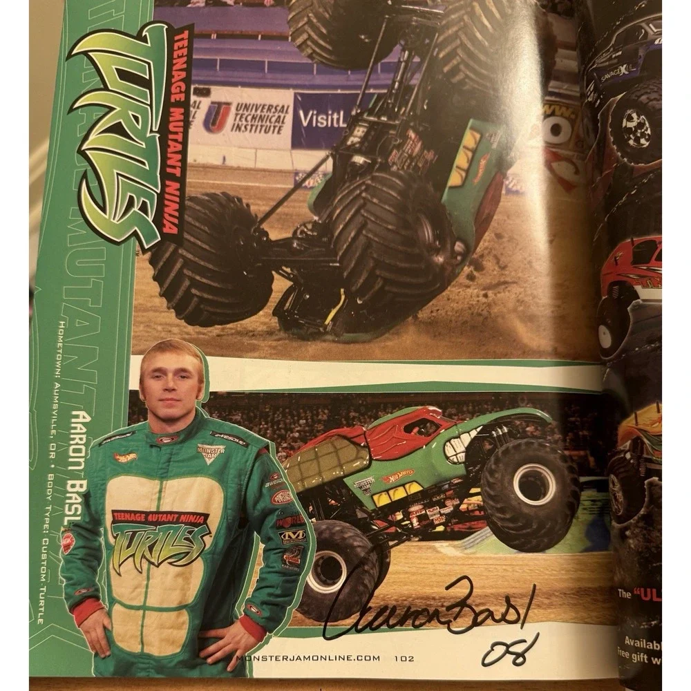 Signed Monster Truck Monster Jam 2008 Official Souvenir Yearbook Grave Digger